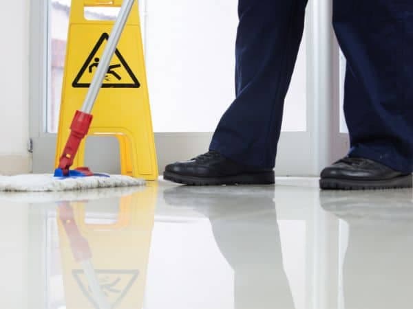 pulizia pavimenti industriali